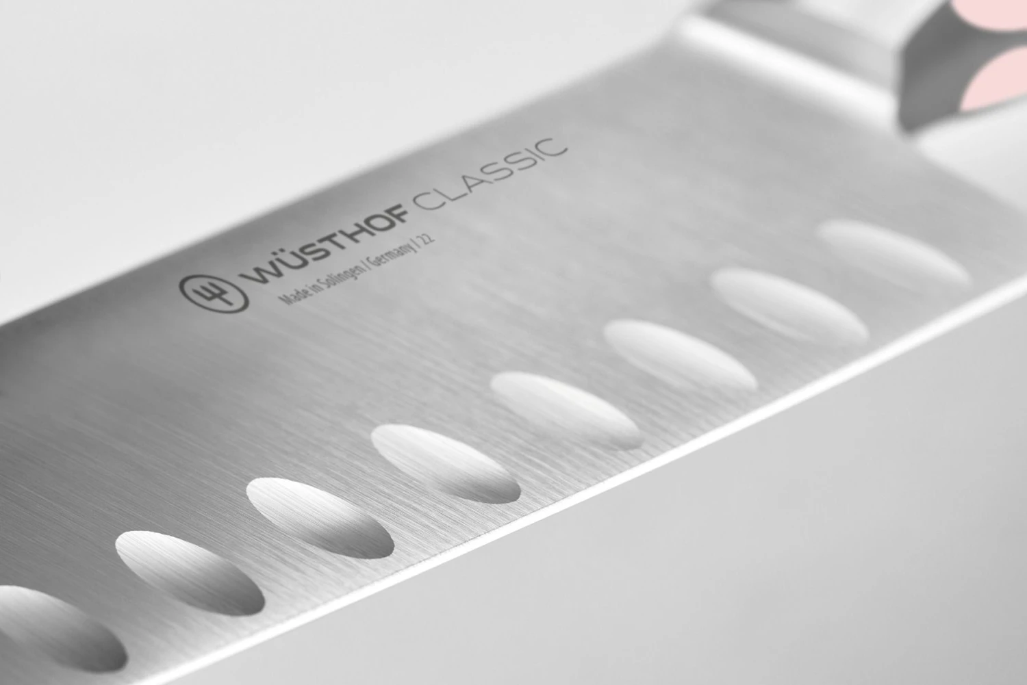 Wusthof Classic Colour Santoku With Hollow Edge Knife 17cm Pink Himalayan Salt (WT1061731617) - Image 3