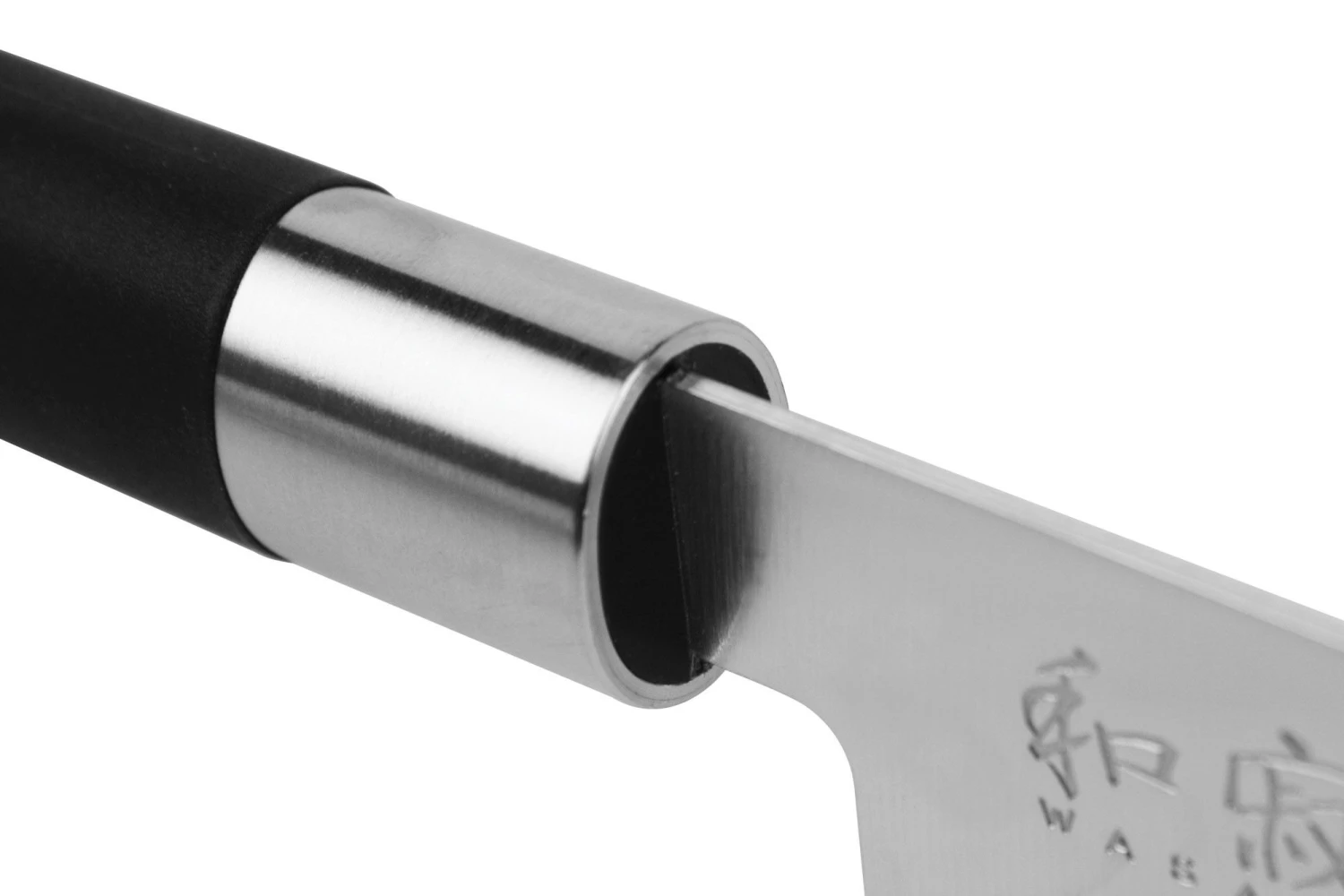 Kai Shun Wasabi Black 16.5cm Santoku Knife (KAI-6716S) - Image 2