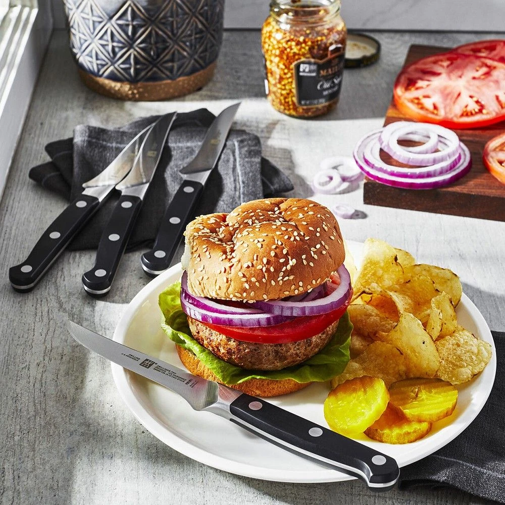 Zwilling Pro 4 Piece Steak Set (38430-002-0) - Image 5