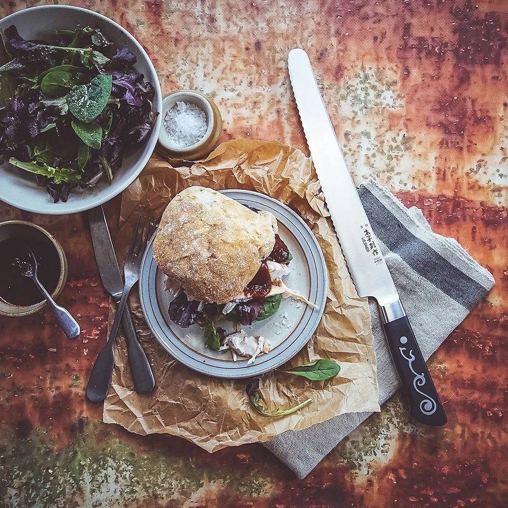 I.O.Shen 250mm Extra Long Bread Knife - Image 2