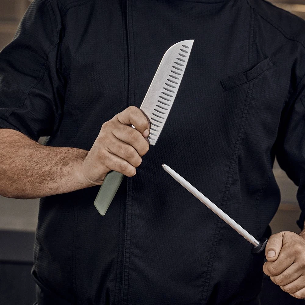 Victorinox Swiss Modern 17cm Santoku Knife Fluted Edge Black (6905317KB) - Image 4